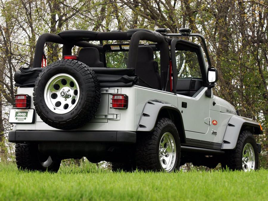  Jeep Wrangler Rubicon Tomb Raider 2003 года  (фото 2 из 3)